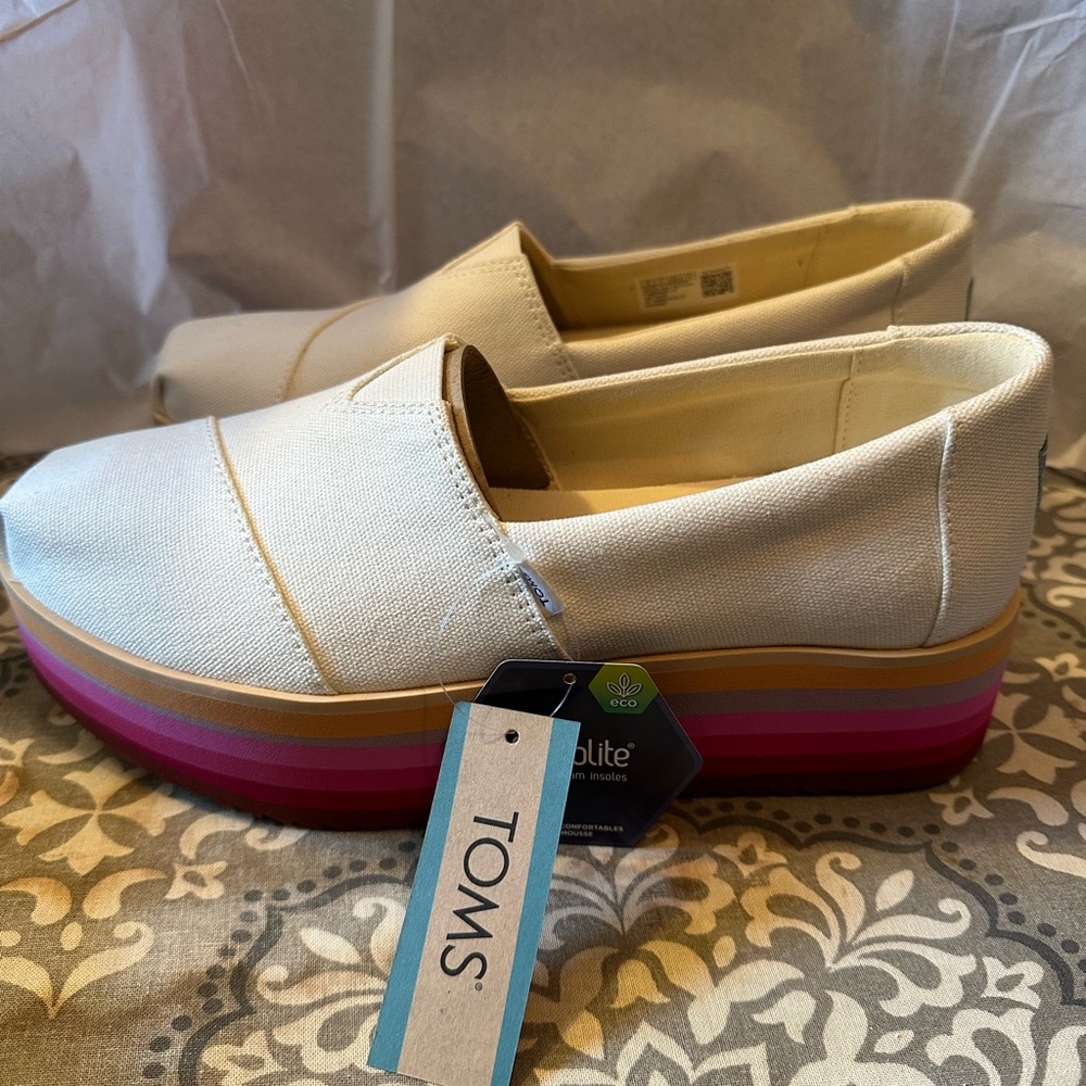 TOMS Cream Platform Shoes with Thick Sole